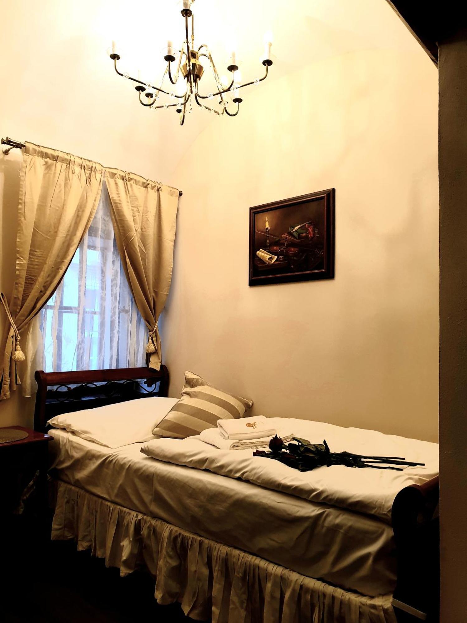 Economy Twin Room